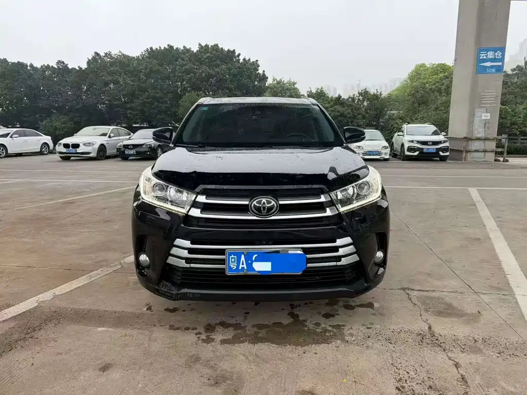 Toyota Highlander 2018 2.0T AWD Supreme Edition 7-Seater China V