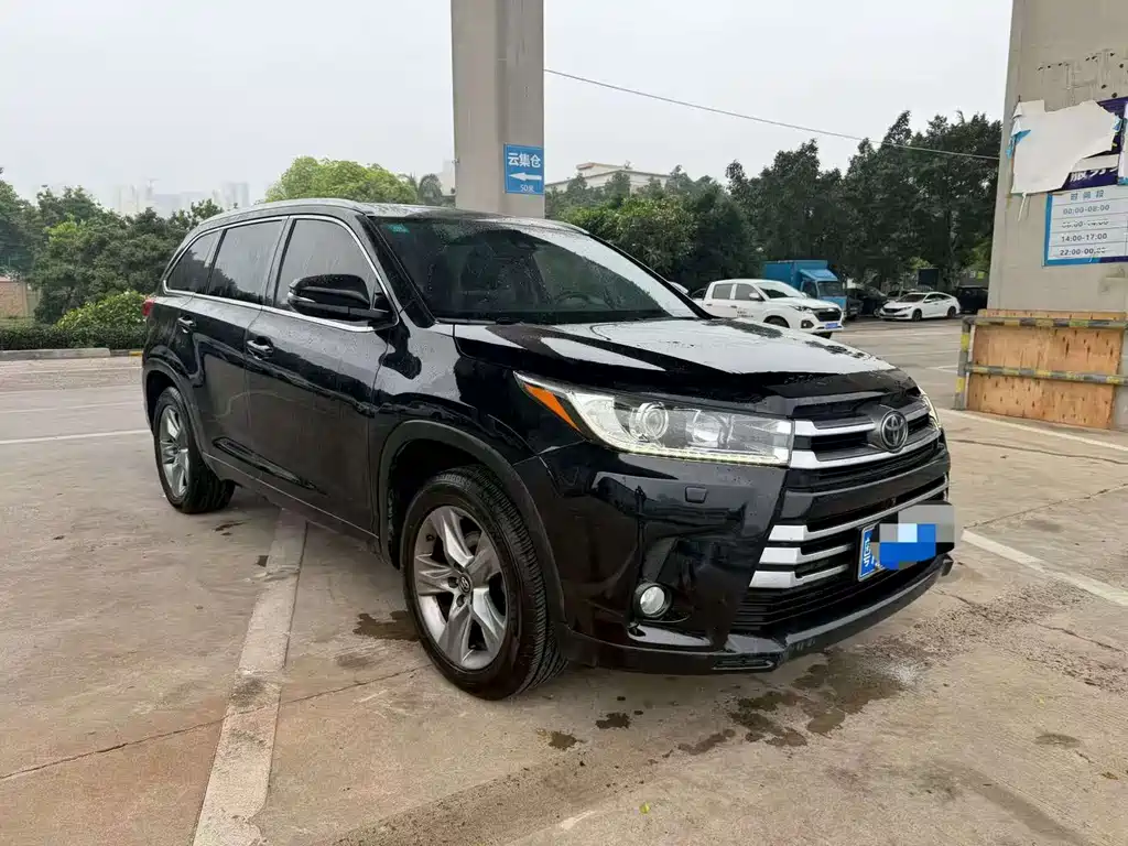 Toyota Highlander 2018 2.0T AWD Supreme Edition 7-Seater China V