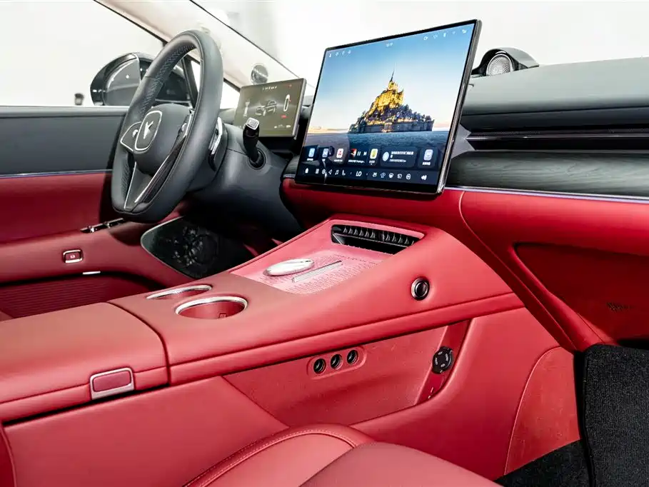 Voyah Zhuiguang L 2026 AWD Ultra
