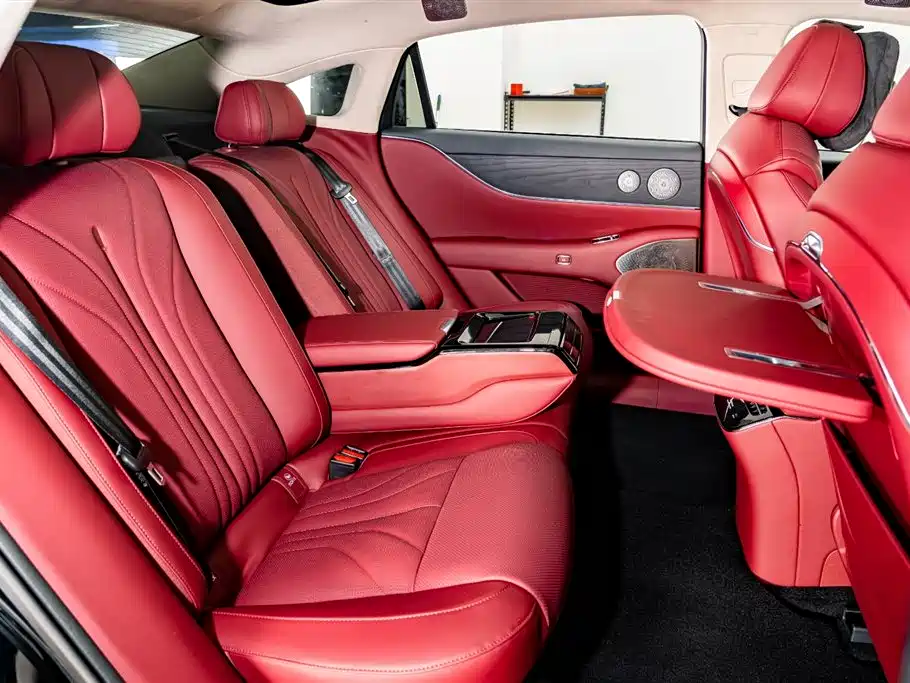 Voyah Zhuiguang L 2026 AWD Ultra