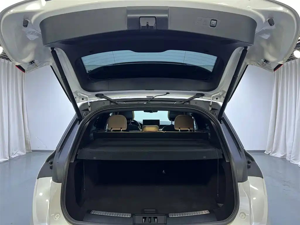 Lincoln Corsair 2022 2.0T FWD Elegant Edition