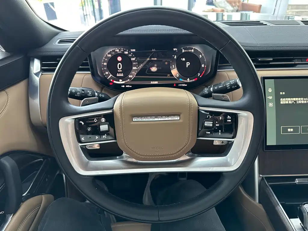 Range Rover 2025 3.0 L6 400PS Autobiography LWB
