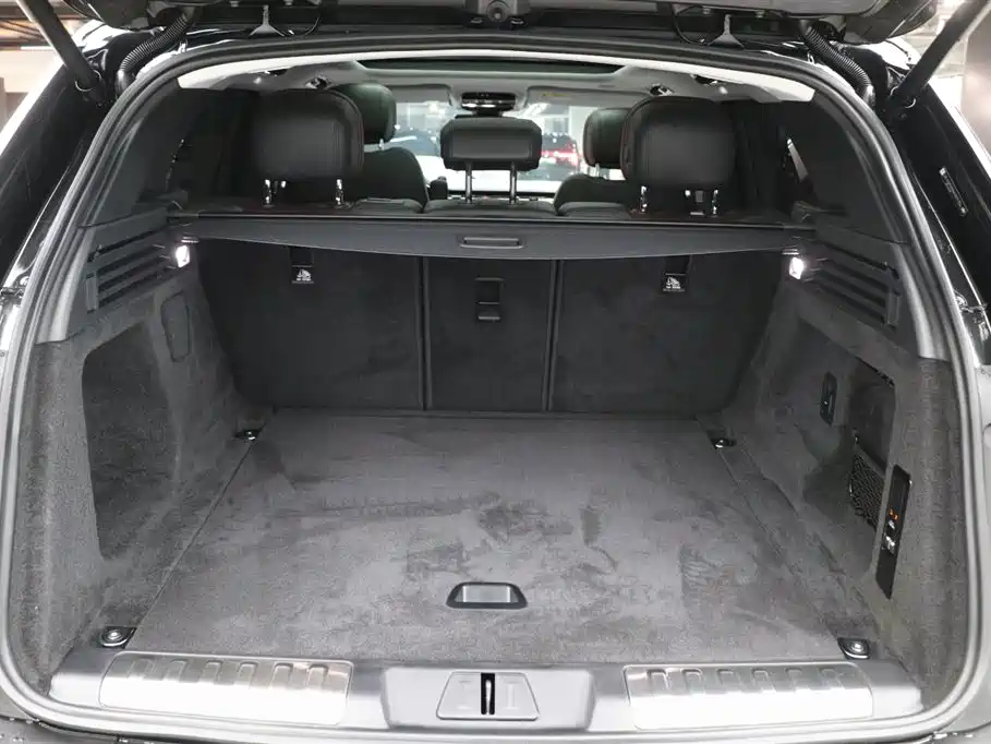 Range Rover Sport 2024 400PS Dynamic SE