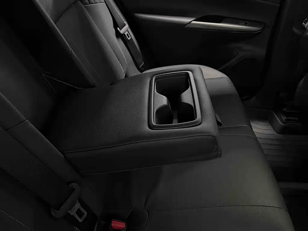 Toyota Harrier 2022 2.0L CVT 2WD Luxury Edition
