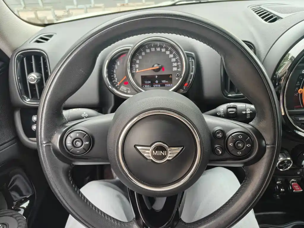 MINI Countryman 2018 1.5T COOPER ALL4 Classic