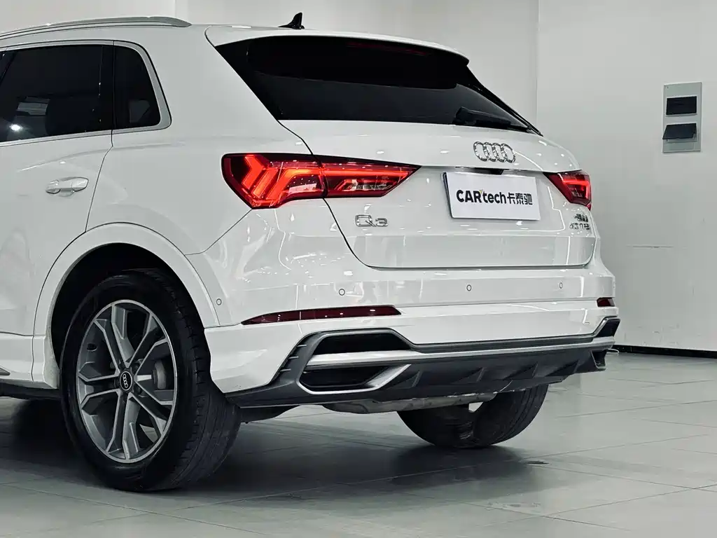 Audi Q3 2021 40 TFSI Fashion Dynamic Edition