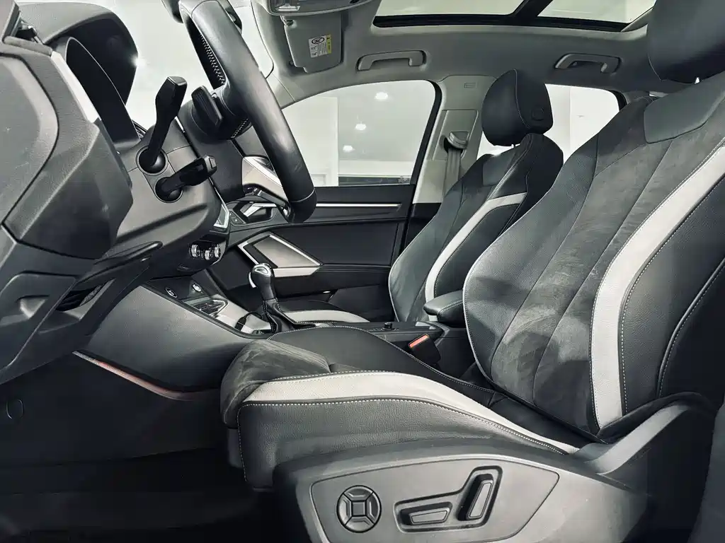 Audi Q3 2021 40 TFSI Fashion Dynamic Edition