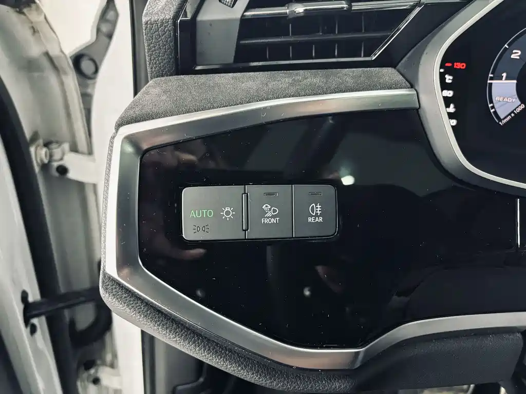 Audi Q3 2021 40 TFSI Fashion Dynamic Edition