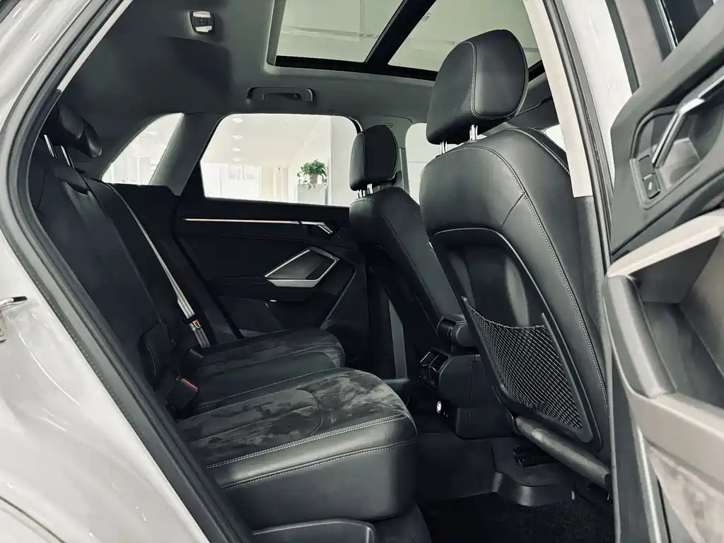 Audi Q3 2021 40 TFSI Fashion Dynamic Edition