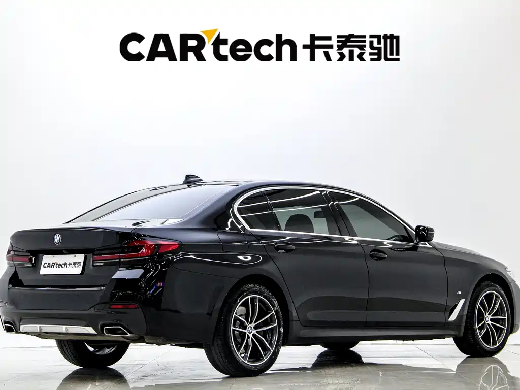 BMW 5 Series 2022 Facelift II 525Li M Sport Package