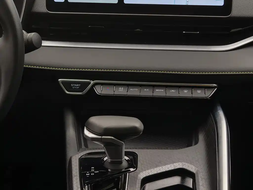 Geely Preface 2023 1.5TD Kunlun Edition