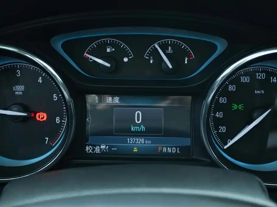Avenir Plus 2016 28T 4WD Luxury Edition