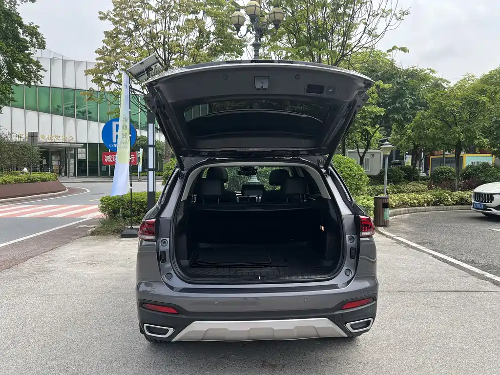 GAC Trumpchi GS5 2021 Advanced Edition 270T Tech Smart Lead Edition
