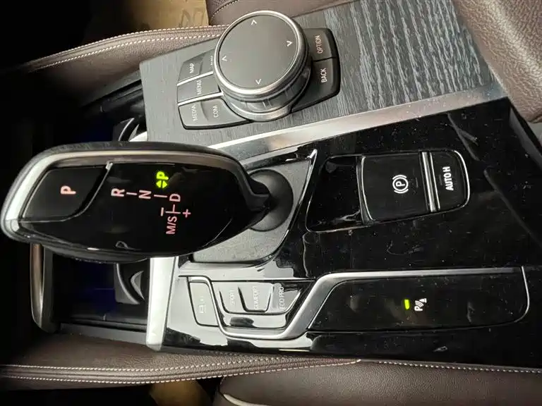 BMW 5 Series 2023 530Li Leading Edition M Sport Package