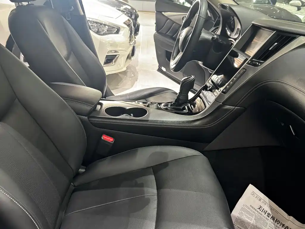 Infiniti Q50L 2018 2.0T Jinxiang Edition China V