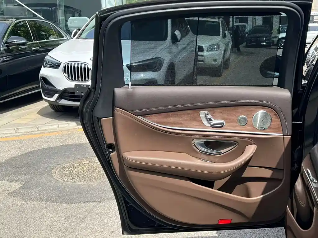 Mercedes-Benz E-Class E 300 L Luxury