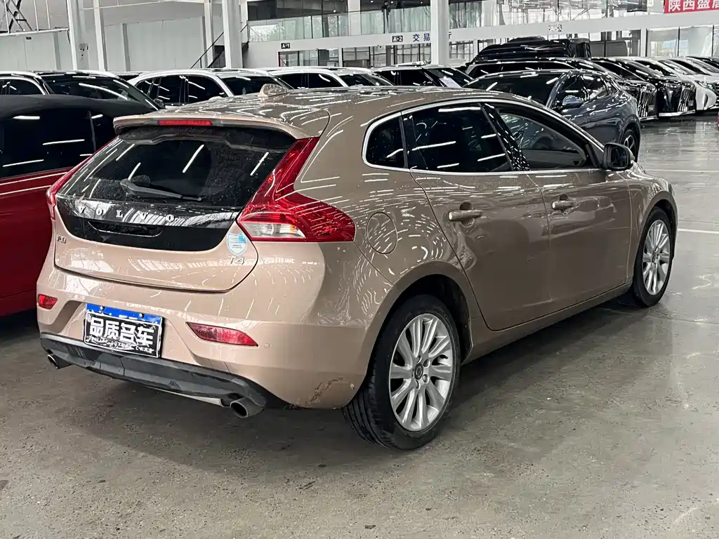 Volvo V40 2016 T4 Inscription