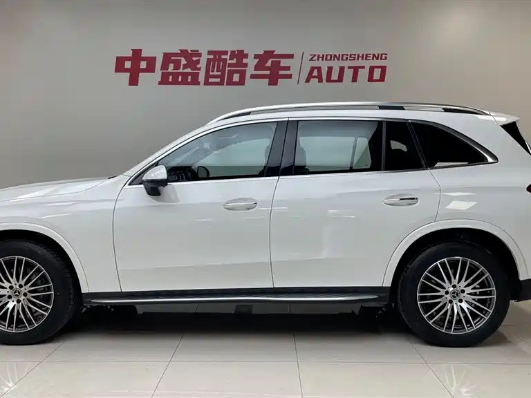 Mercedes-Benz GLC 300 L 4MATIC Dynamic Edition 5-Seater (2023 Facelift)