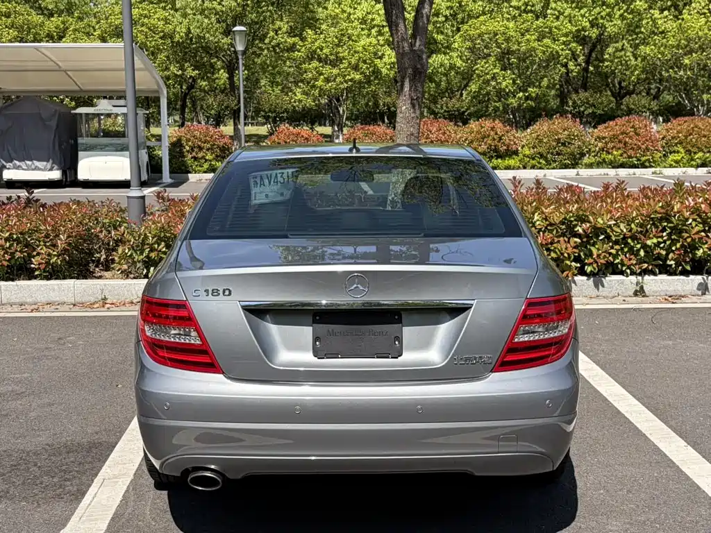 Mercedes-Benz C-Class 2013 C 180 Classic Grand Edition