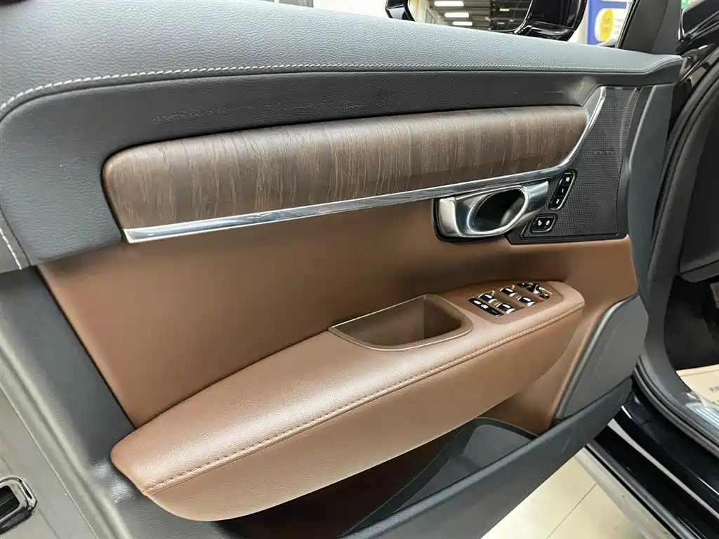 Volvo S90 2024 B5 Inscription