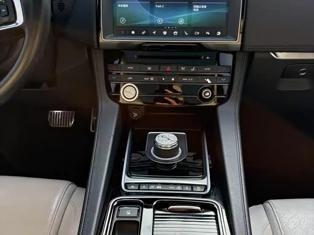 Jaguar F-PACE 2016 3.0 SC AWD S High Performance Edition