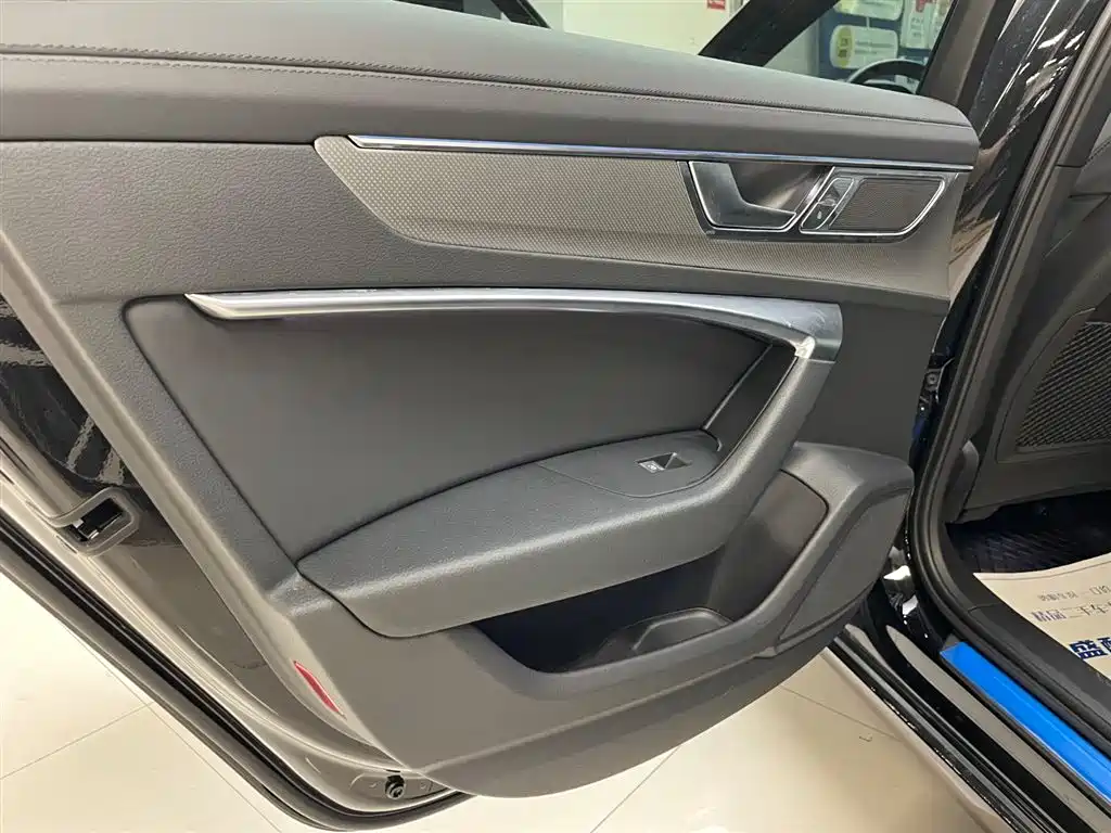 Audi A6L 2024 40 TFSI Luxury Dynamic Edition