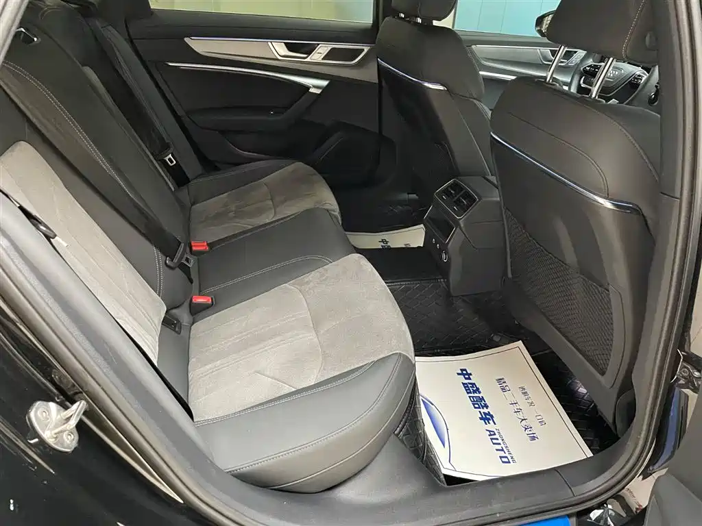Audi A6L 2024 40 TFSI Luxury Dynamic Edition