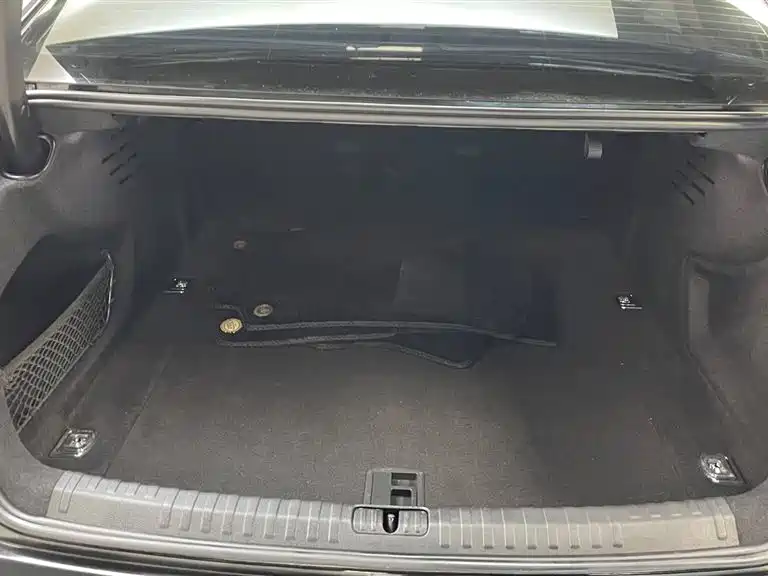 Audi A6L 2024 40 TFSI Luxury Dynamic Edition