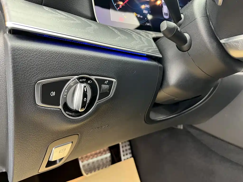 Mercedes-Benz CLS 300 Luxury Edition 2021