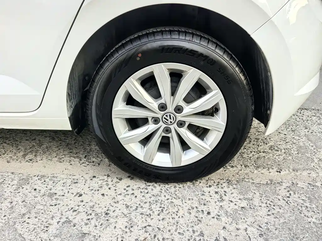 Volkswagen Polo Plus 2019 1.5L Automatic Colorful Tech Edition