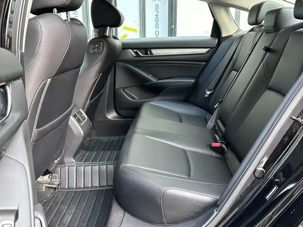 Accord 2018 Hybrid 2.0L Sharp Edition China VI