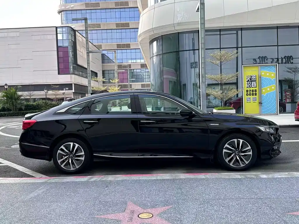 Accord 2018 Hybrid 2.0L Sharp Edition China VI