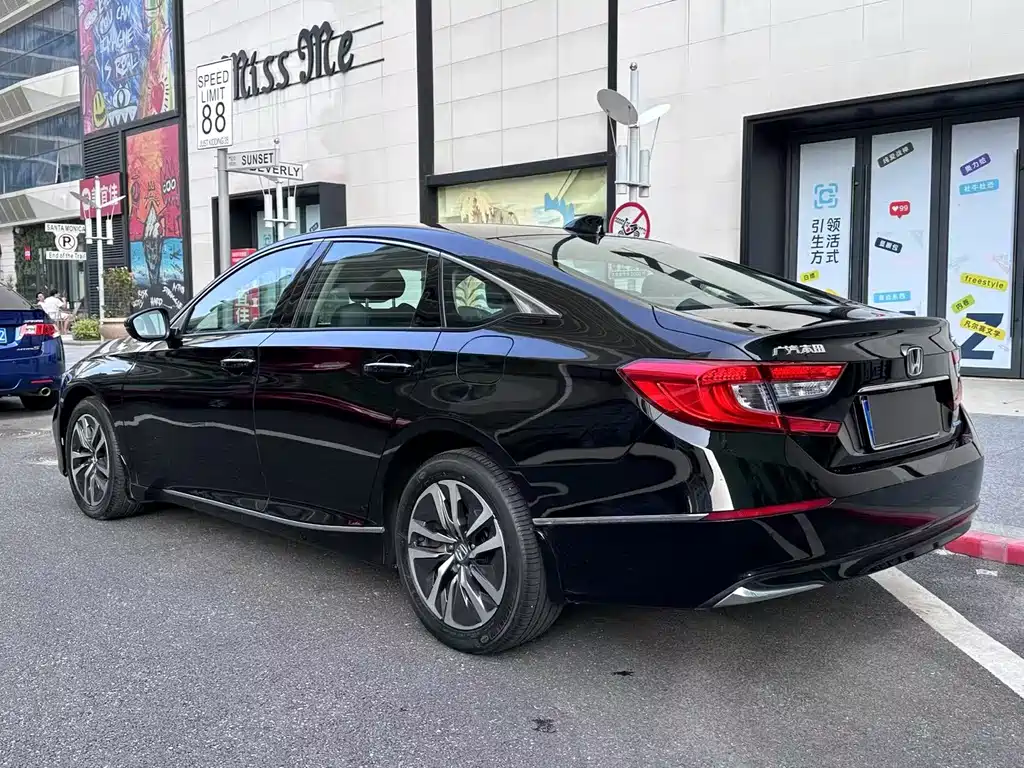 Accord 2018 Hybrid 2.0L Sharp Edition China VI