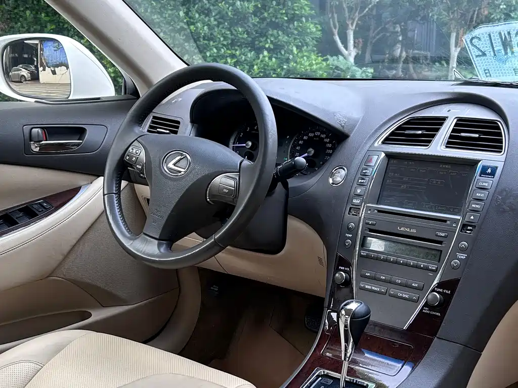 Lexus ES 2012 240 Special Limited Edition