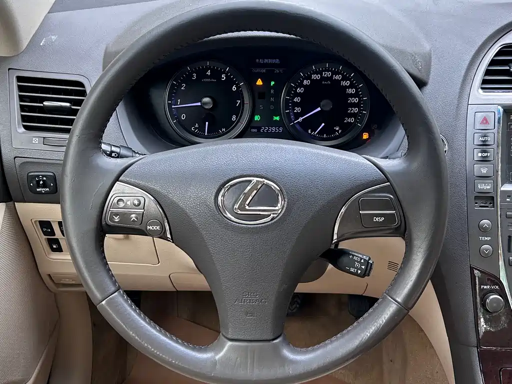 Lexus ES 2012 240 Special Limited Edition