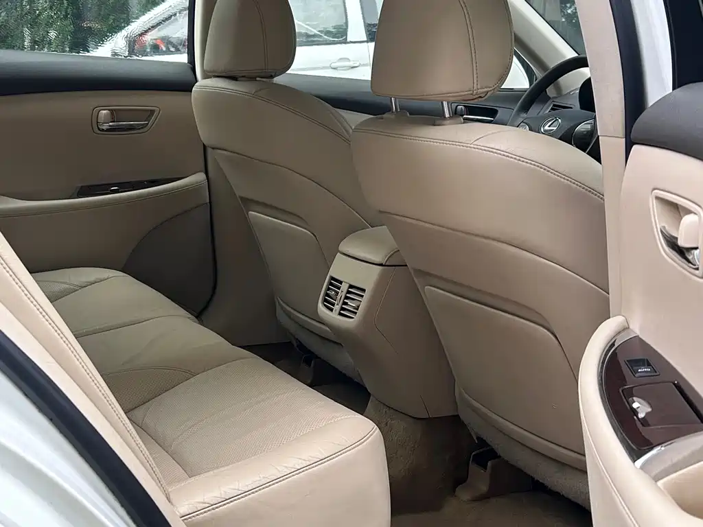 Lexus ES 2012 240 Special Limited Edition