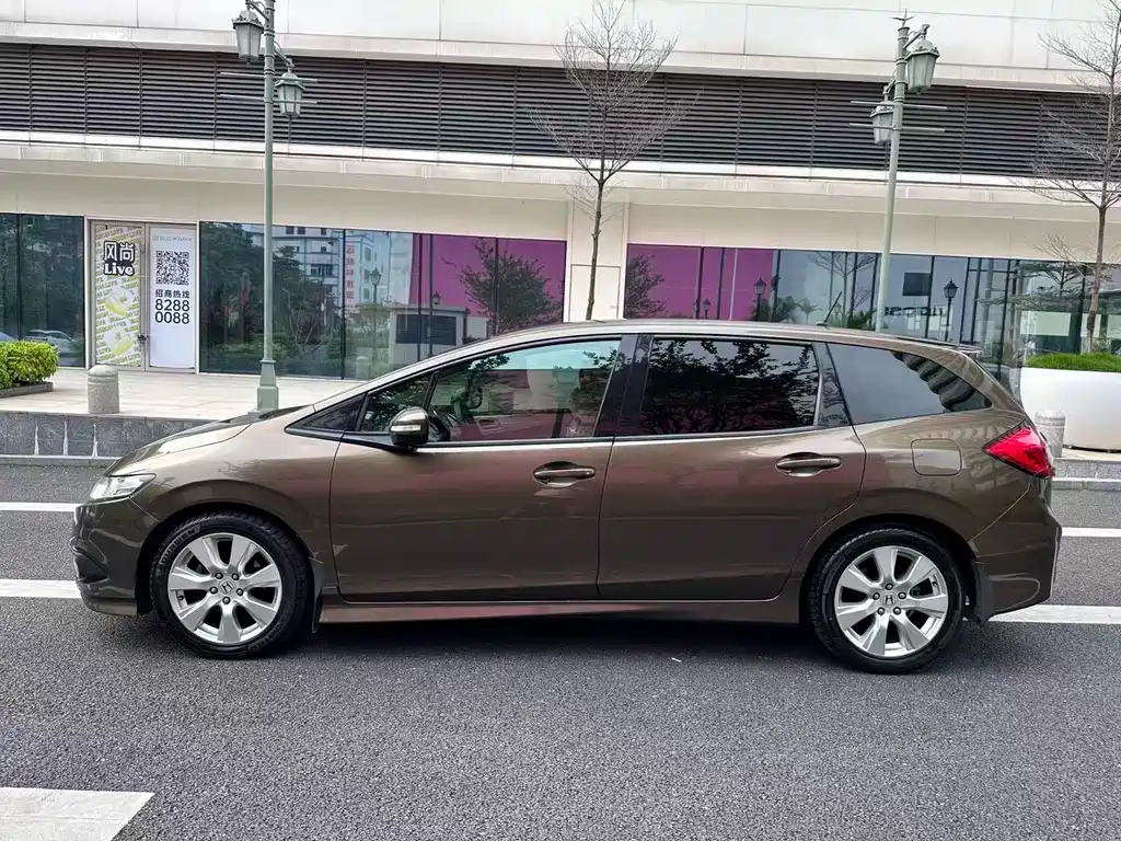 Honda Jade 2013 1.8L Automatic Comfort Edition 5-seater