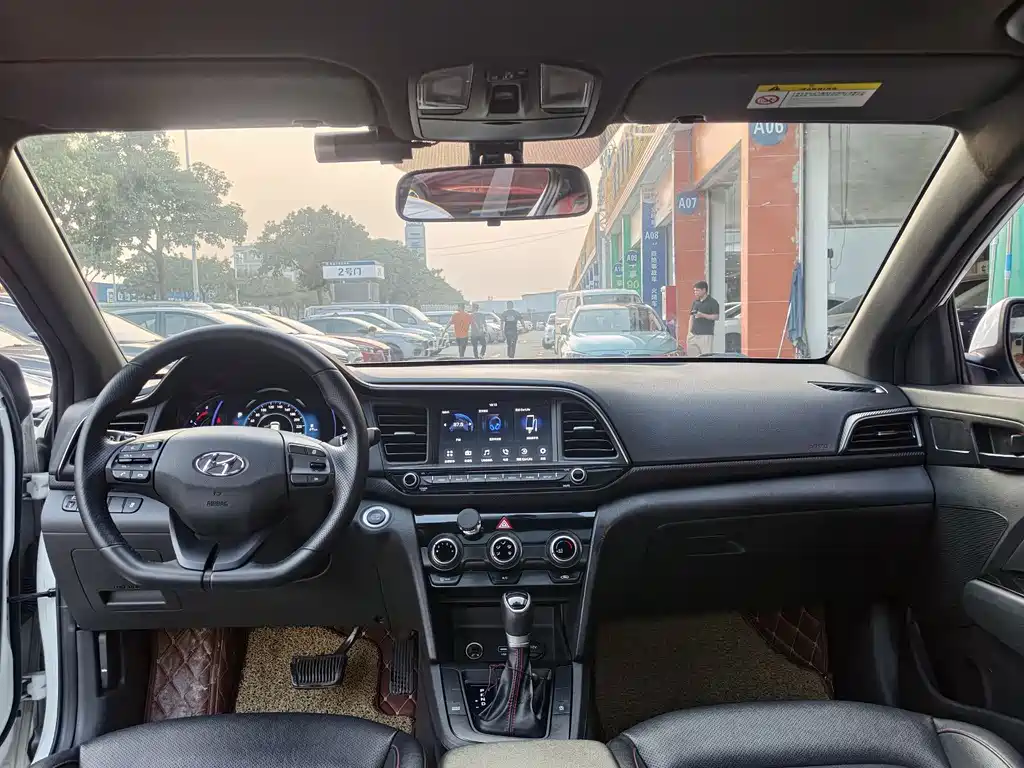 Elantra GT 2019 model 1.4T DCT Sport