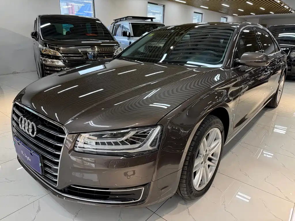 Audi A8L 45 TFSI quattro Comfort Edition