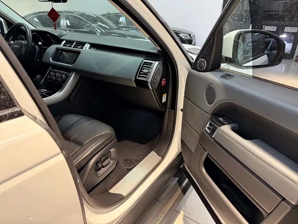 Range Rover Sport 2015 3.0 SC V6 HSE