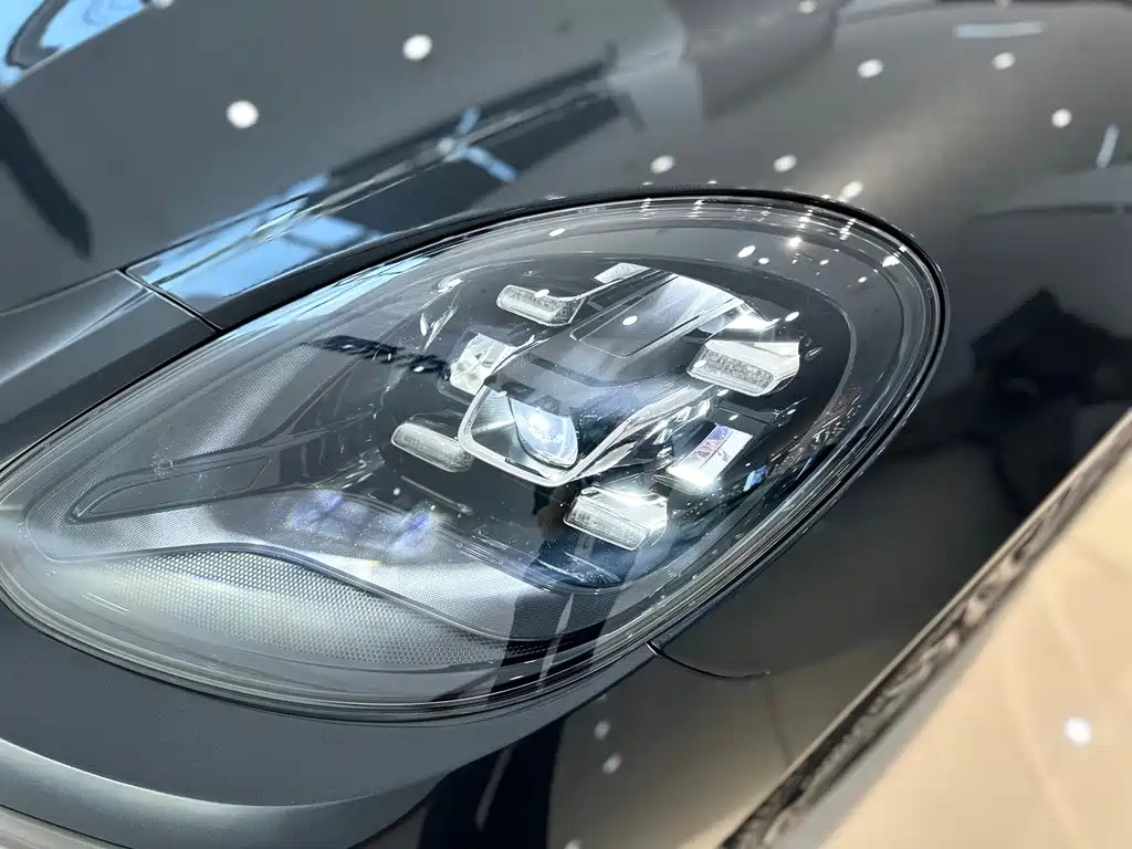 2021 Porsche Panamera 2.9T