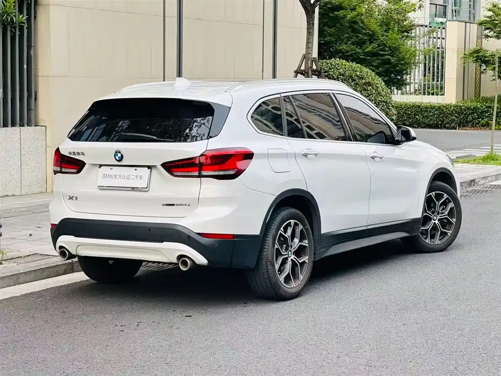 BMW X1 2022 sDrive25Li Leading