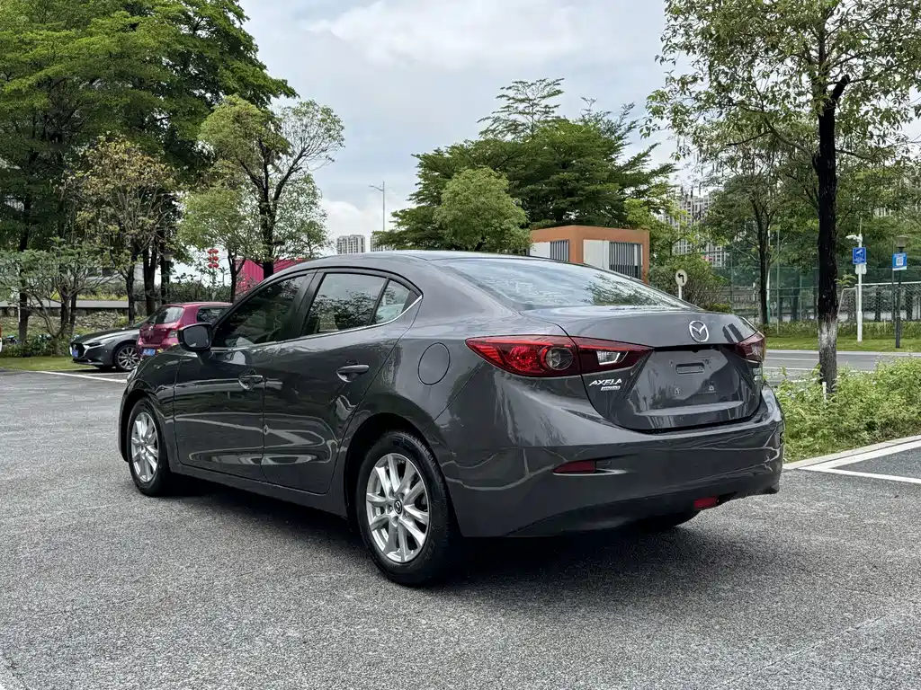 Mazda 3 Axela
