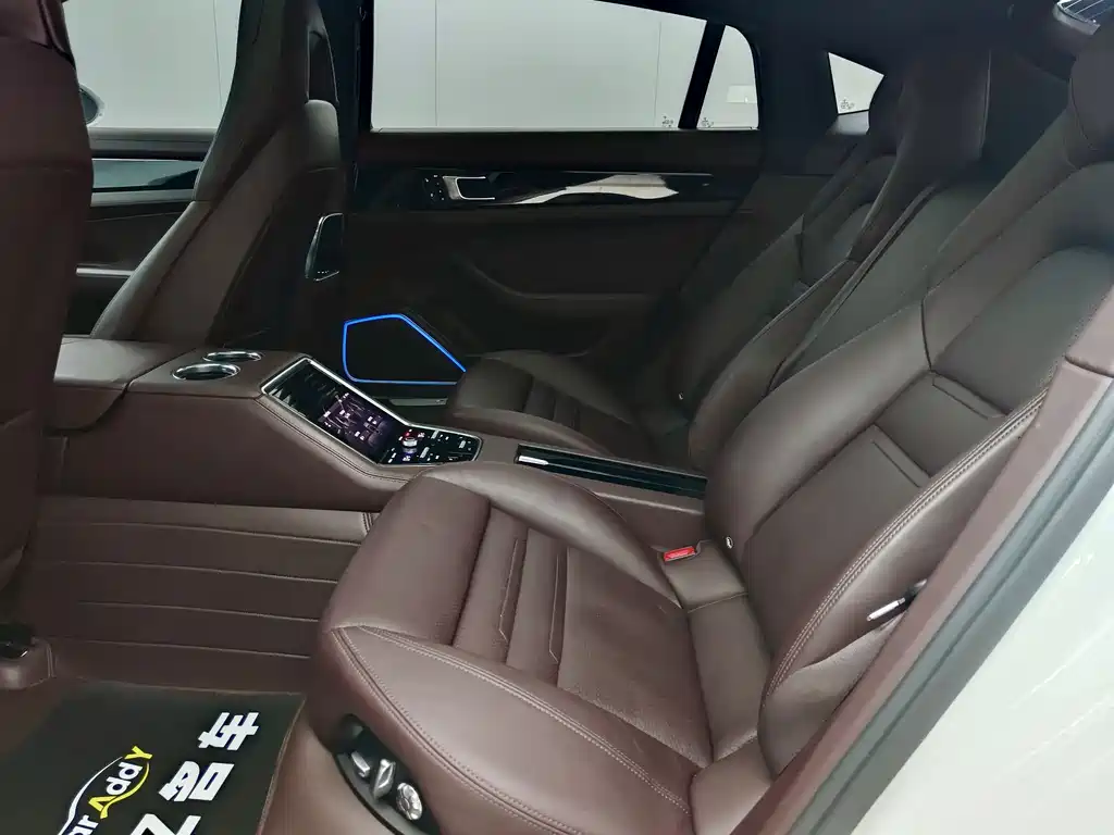 Porsche Panamera 4 Executive LWB 3.0T