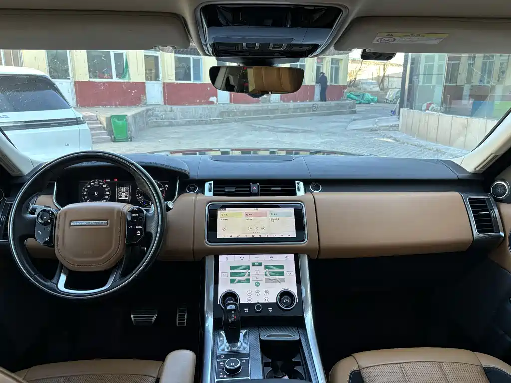 Range Rover Sport 2018 3.0 SC V6 HSE Dynamic