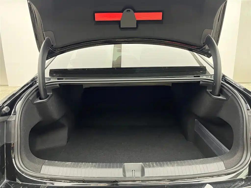 Volkswagen Magotan 2024 380TSI DSG Prestige Edition with Da Mai Package