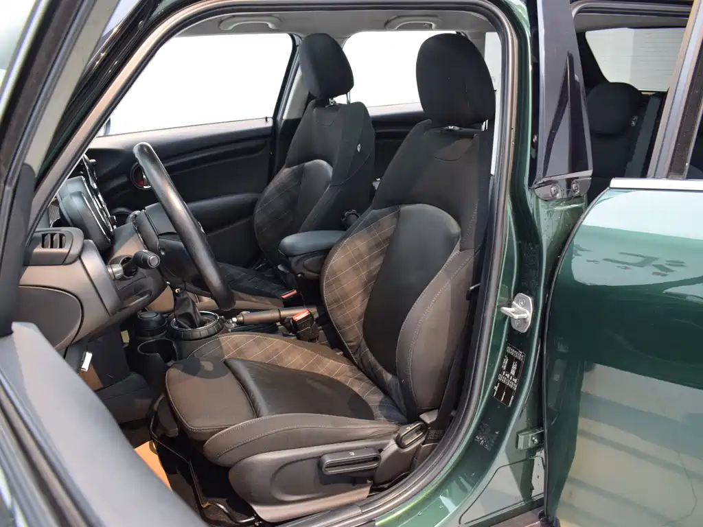 MINI Cooper 2015 1.5T Fun 5-Door