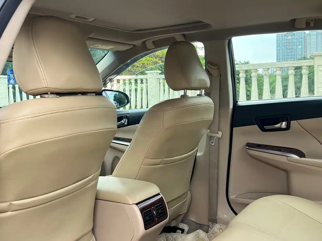 Camry 2011 200G Luxury Anniversary Edition