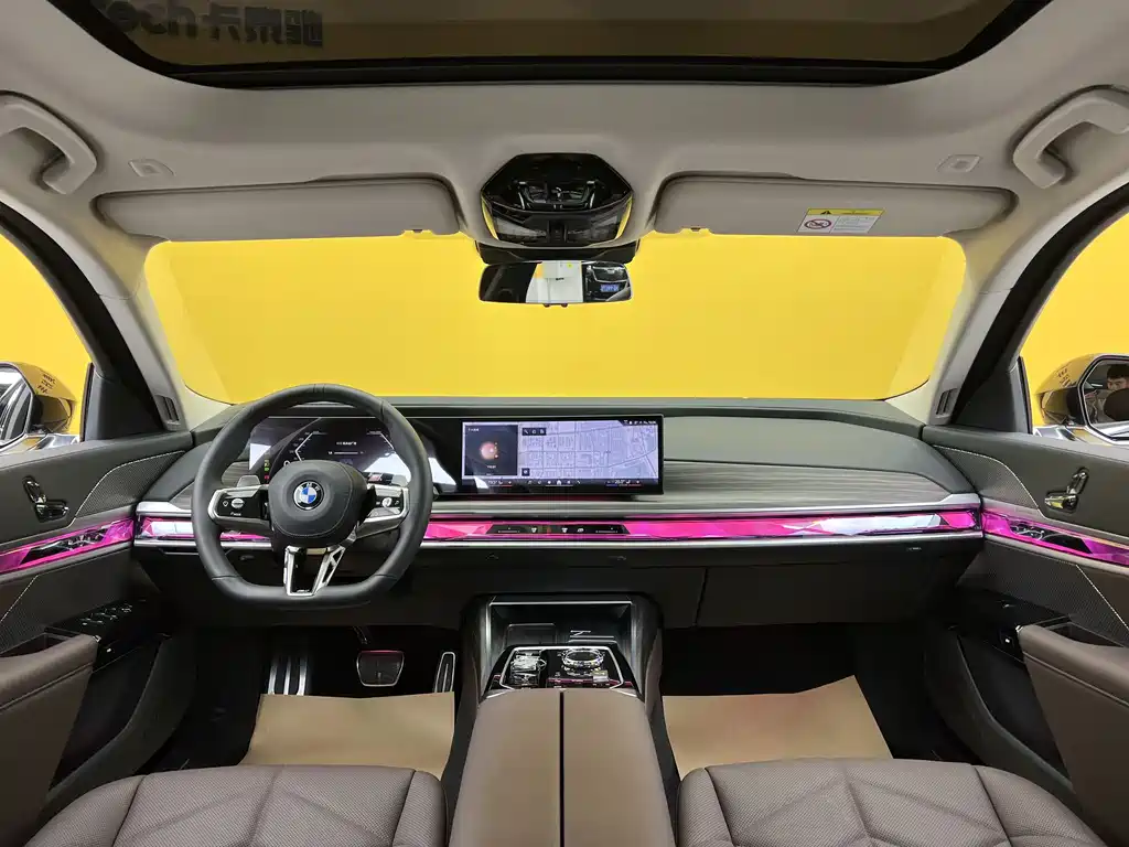 BMW 7 Series 2023 735Li M Sport Package