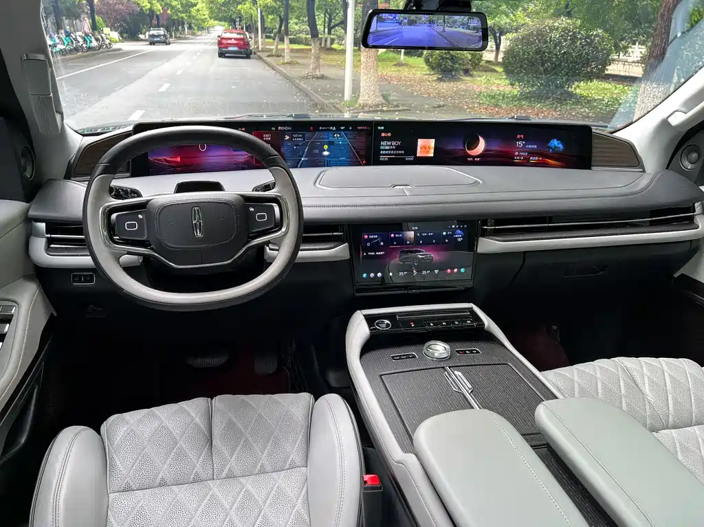 Lincoln Navigator L 2025 3.5T President Edition